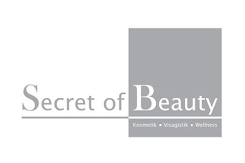 Secret of Beauty
Melanie Knitsch